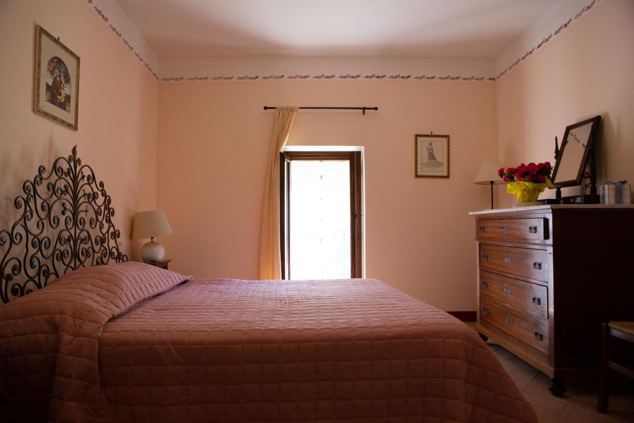 Agriturismo I Melograni Ferentillo Luaran gambar